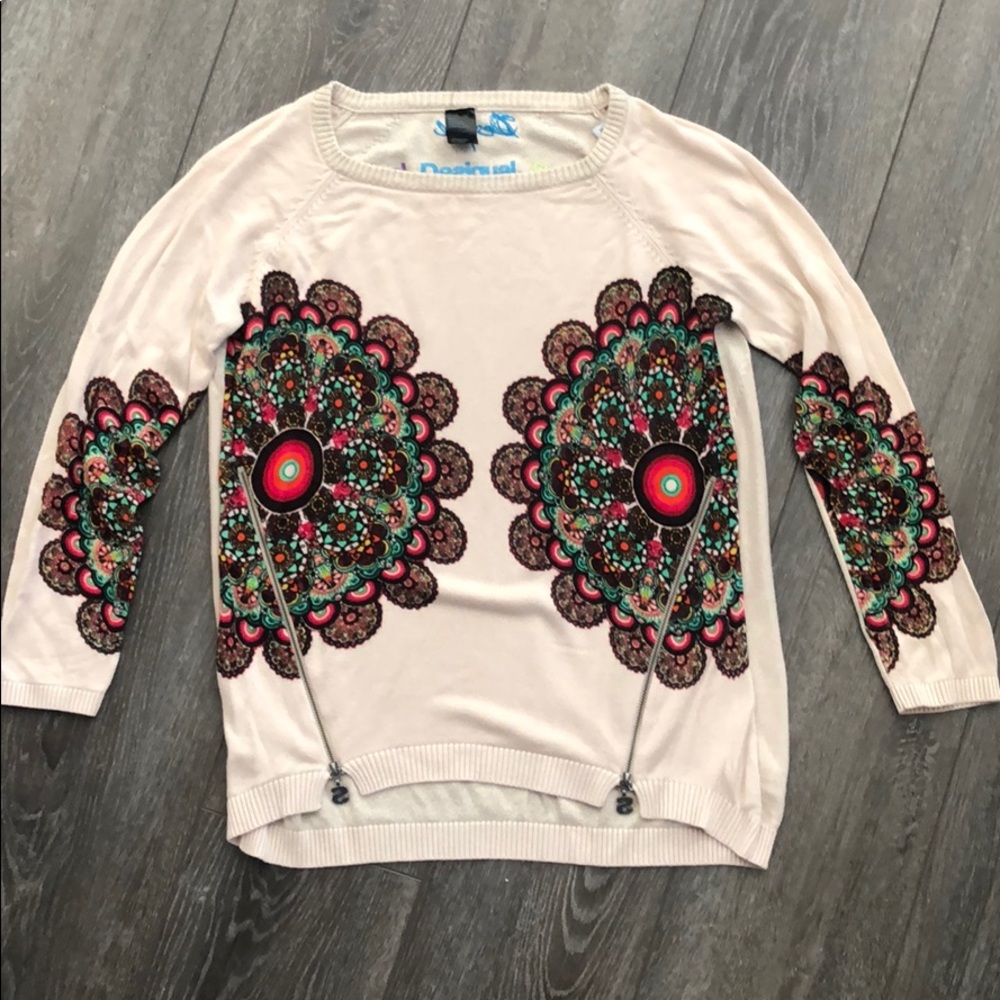 Desigual sweater cream and multi size Medium